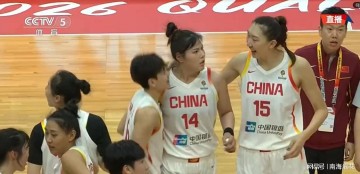 开云体育官网-个大有啥用？跑跳都不行，在场4打5+罚球3中0，再迷信她付出代价