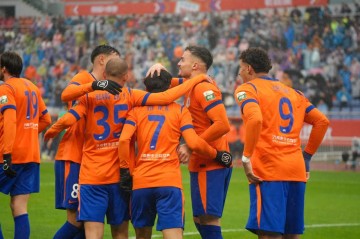 开云体育下载-中超-谢文能克雷桑破门 山东泰山战胜北京国安